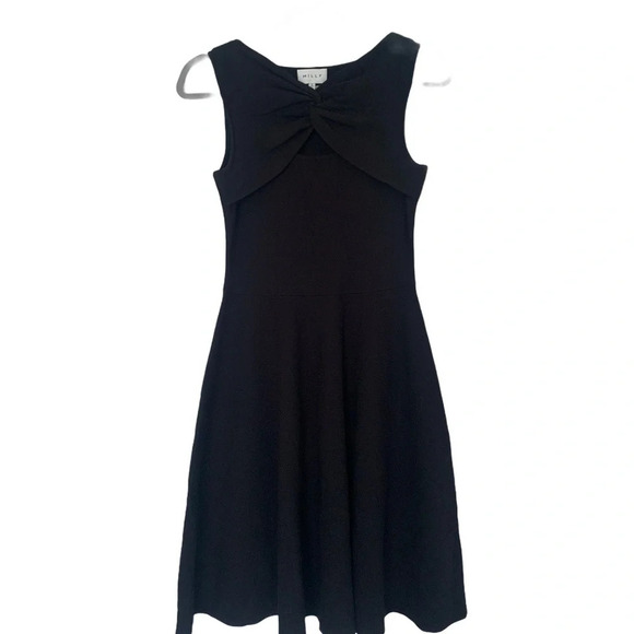 Milly Fit 'N Flare black knotted keyhole dress - Picture 2 of 6
